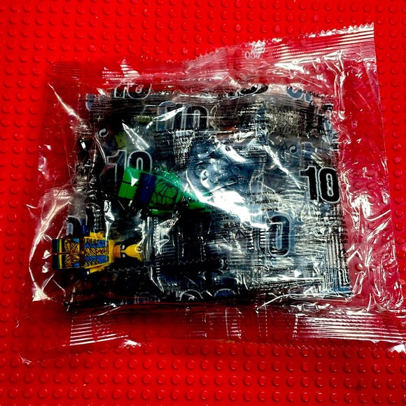 GROOTS - Picture 8 of 8